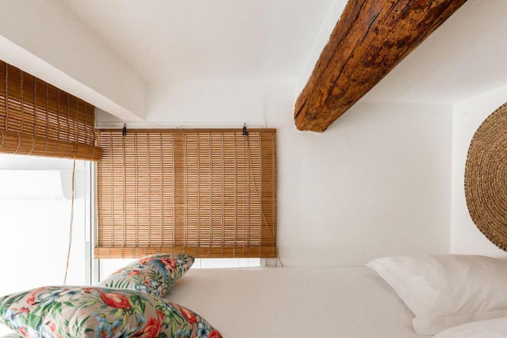 Appartement Authentique Situe En Plein Centre D'אנטיב מראה חיצוני תמונה